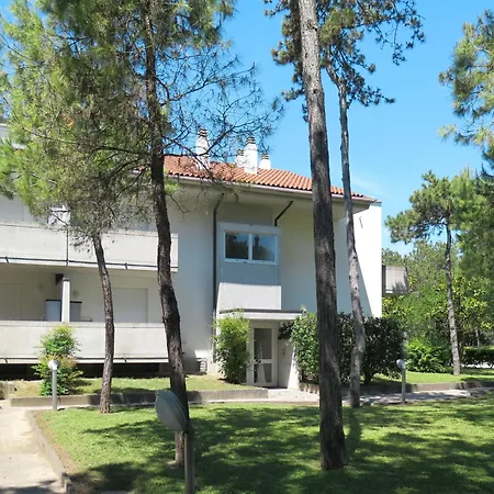 Apartment Parco Hemingway-16 By Interhome Lignano Sabbiadoro